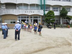 街頭指導　2024年9月25日　真穴小学校前